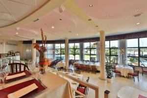 Gallery image of David Palace Hotel in Porto San Giorgio