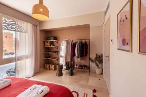 Ένα ή περισσότερα κρεβάτια σε δωμάτιο στο Epic & Exquisite 2 BR w Beach & Pool Mangroovy +16 φωτογραφίες