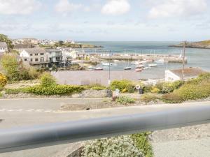Gallery image of Harbour View in Cemaes Bay