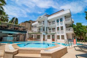 Imagen de la galería de Castello Hotel & Aparts, en Kemer