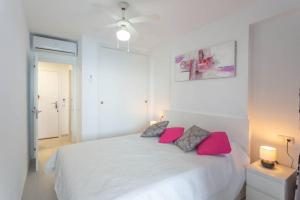 Gallery image of Apartments Tropic Mar, LEVANTE beach, Benidorm in Benidorm