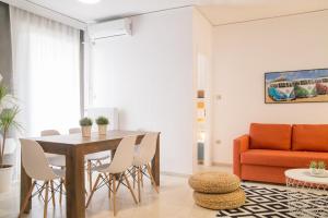 Posedenie v ubytovaní Cozy Apartment in Central Athens - Sleeps 5