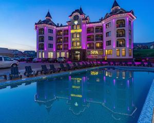 Bazén v ubytování Diamond Resort White nebo v jeho okolí
