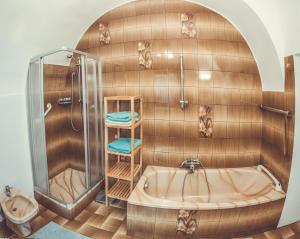 Koupelna v ubytování Landhotel Neugebauer
