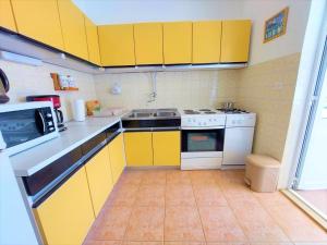 Kuchyň nebo kuchyňský kout v ubytování Apartment Big Lasan