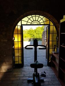 Posilňovňa alebo fitness centrum v ubytovaní Podere I Casaloni - La casa nel bosco