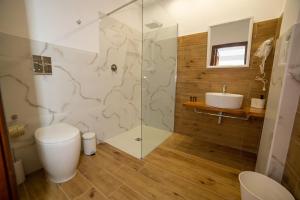 Koupelna v ubytování b&b Zio Luciano + 37 fotografií
