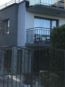 Balkón nebo terasa v ubytování Family Hotel Astra