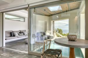 Posezení v ubytování Tinos Dove Suites