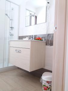 A bathroom at Tesori del Salento