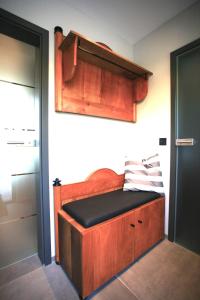 Ein Bett oder Betten in einem Zimmer der Unterkunft Überlinger See-Apartments Penthouse Über-See