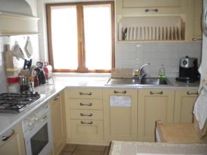 Cucina o angolo cottura di Bed and Breakfast Cappeler