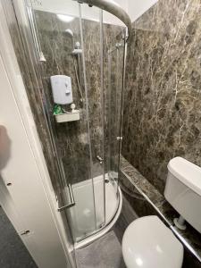 Koupelna v ubytování County serviced accommodation