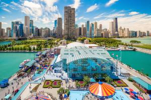 Pemandangan kolam renang di Silversmith Hotel Chicago Downtown atau di dekatnya