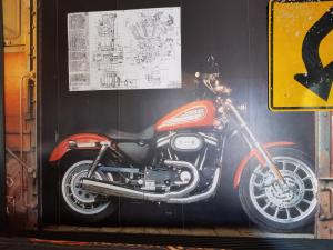 哈奇Galaxy of Harley Bikers Between Bryce and Zion的相册照片