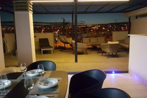 Posezení v ubytování Sun Terrace Apartment
