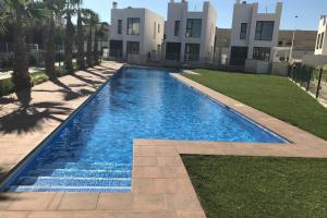 Bazén v ubytování Sun Terrace Apartment nebo v jeho okolí