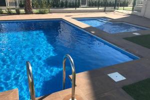 Bazén v ubytování Sun Terrace Apartment nebo v jeho okolí