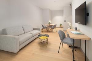 Телевизор и/или развлекательный центр в Boutique Hotel Porto