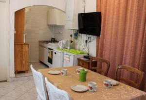 Köök või kööginurk majutusasutuses Centrum Apartman