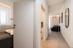 Posteľ alebo postele v izbe v ubytovaní Royal Apartments Zadar