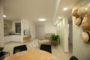 Foto da galeria de Luxury apartment of sea galilee - Kinneret em Tiberias