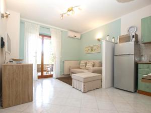Kuchyňa alebo kuchynka v ubytovaní House Sergio 2206