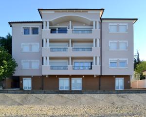 Afbeelding uit fotogalerij van Danubiana Apartments in Kladovo