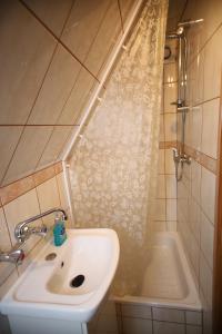 Ένα μπάνιο στο Janiołowo Ostoja ,Krok od wyciągów i basenów termalnych ,górska oaza spokoju z najcudownieszym widokiem