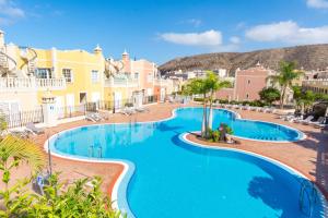 The swimming pool at or close to Fewo Mark