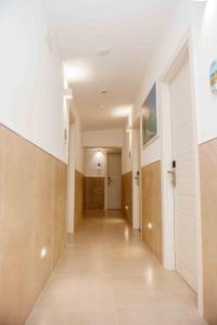 Foto Viestes asuva majutusasutuse Hotel La Caravella galeriist