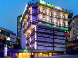 O edifício em que o hotel se localiza