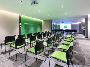 Área de negócios e/ou sala de conferências em Ibis Styles Istanbul Atasehir