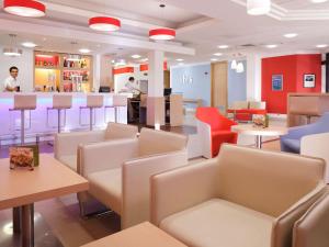 Majoituspaikan ibis Southampton baari tai lounge-tila