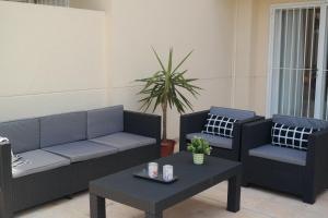 Posedenie v ubytovaní Las Marinas Grand Terrace