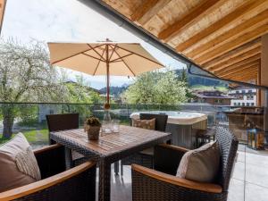 Uma varanda ou terraço em Dorfkaiser Appartements