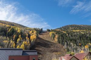 Gallery image of Cimarron in Breckenridge