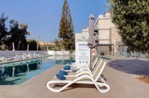 Bazén v ubytování Urban Valley Resort & Spa nebo v jeho okolí