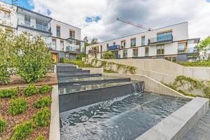 Bazén v ubytovaní Pomorskie Apartamenty Bernadowska Silver alebo v jeho blízkosti