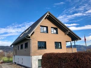 Nespecifikovaný výhled na hory nebo výhled na hory při pohledu z apartmánu + 9 fotografií