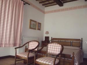 A seating area at Agriturismo Villa Gabbiano