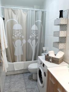 A bathroom at Apartamento Casa Tambo, Campelo