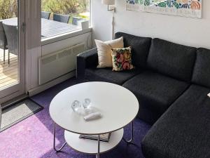 Posezení v ubytování Modern Oasis in Marielyst-By Traum + 14 fotografií