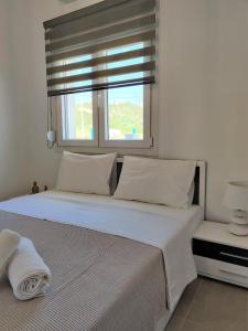 Gallery image of Mare Monte Luxury Apartments 3 in Nea Skioni