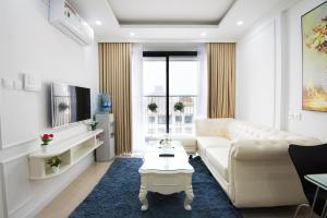 Khu vực ghế ngồi tại Hanoi D'Capitale Luxury Serviced Apartment