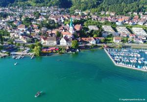 an aerial view of a small town on the water at Apartment close to Lake Ferienwohnung Seenah in Sipplingen