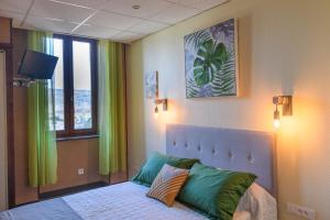 Postel nebo postele na pokoji v ubytování Hotel de l'Europe + 37 fotografií