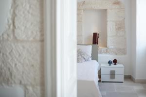 A seating area at Le Piccole Case Bianche