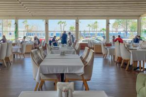 Restaurace v ubytování Kristal Beach Hotel