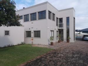 Gallery image of Holiday Home De Villiers in Hermanus